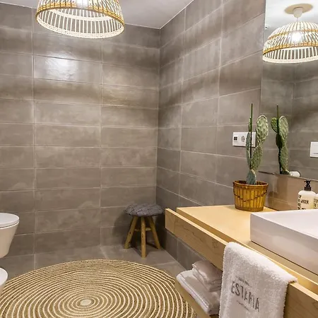 Cestaria * كوستا نوفا